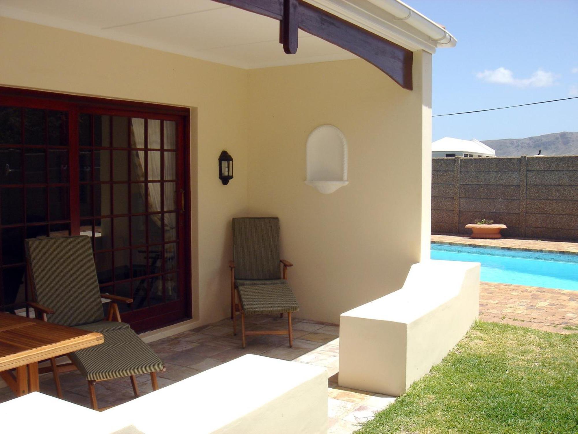 Milkwood Lodge Херманус Екстериор снимка